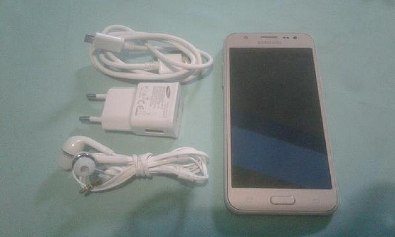 Galaxy J5 16 Gb...