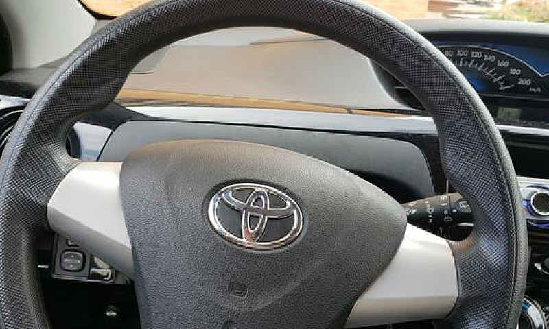 Toyota Etios X 14/14...