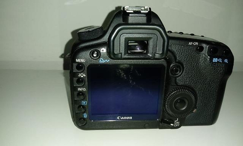 Canon 5D Mark Ii...