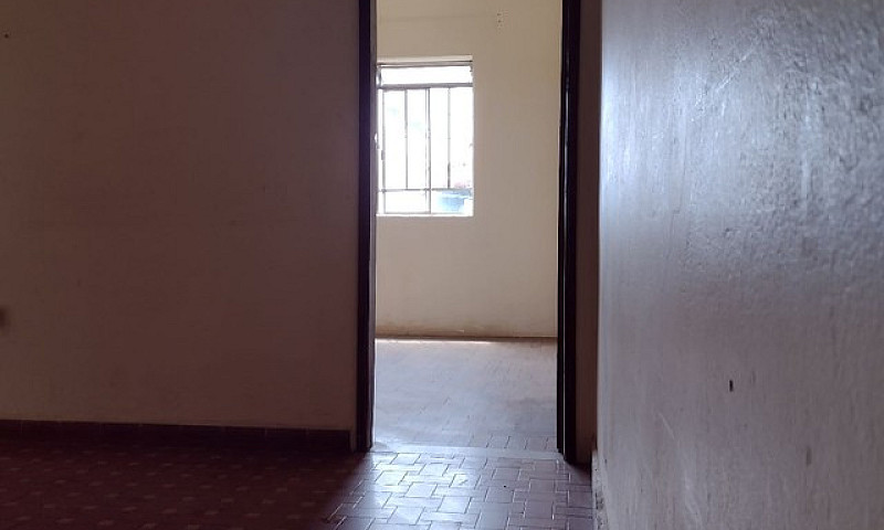 Vende Se Um Imóvel, ...