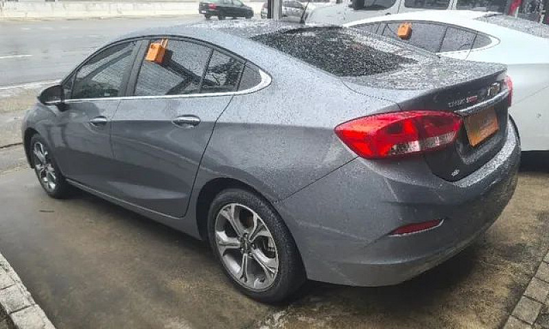 Chevrolet Cruze 2020...