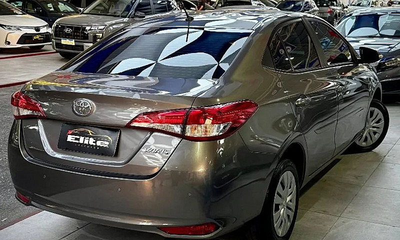 Toyota Yaris Xl Live...