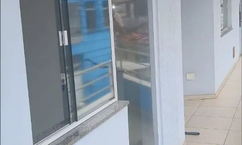 Aluga-Se Apartamento...