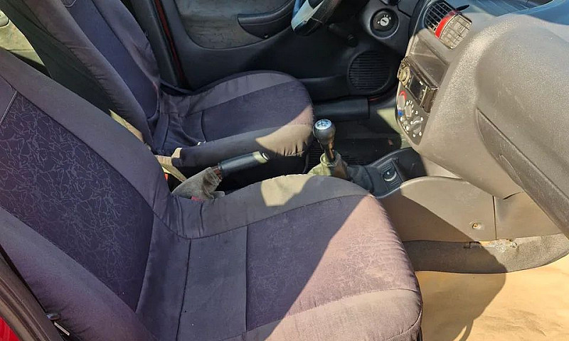 Chevrolet Corsa Sed....