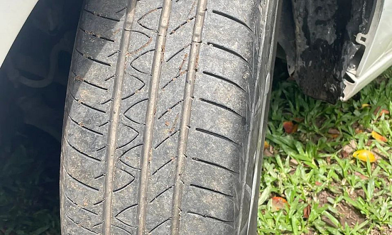 Chevrolet Onix Plus ...