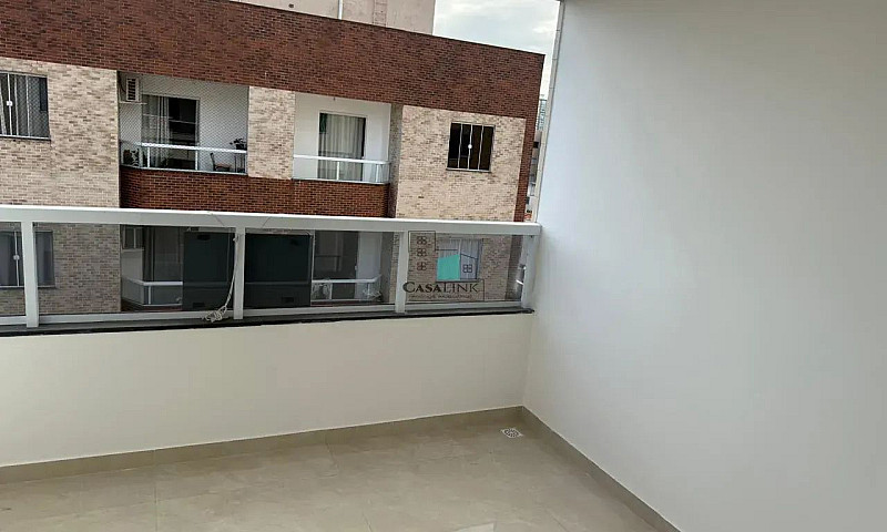 Apartamento Novo De ...