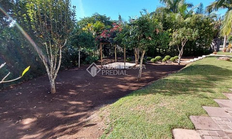 Casa De Condomínio À...