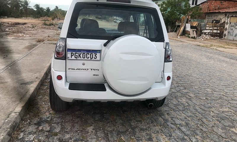 Pajero Tr4...