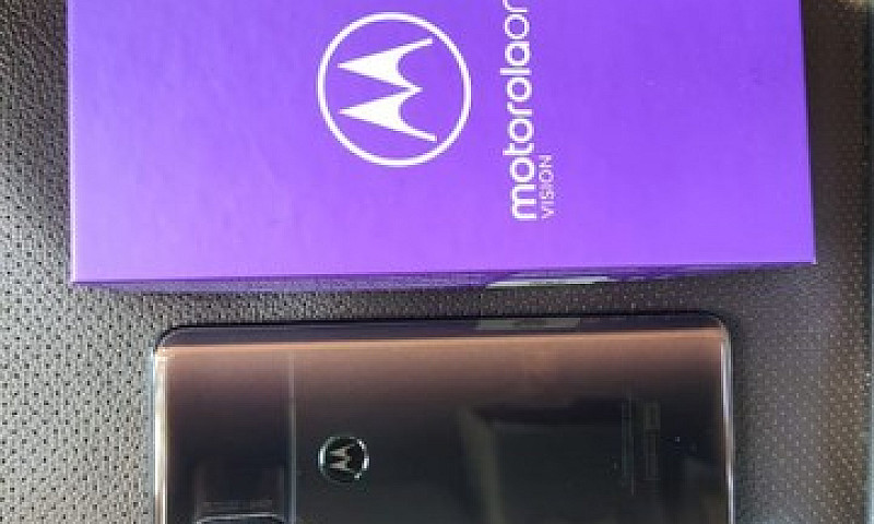 Motorola One Vision...