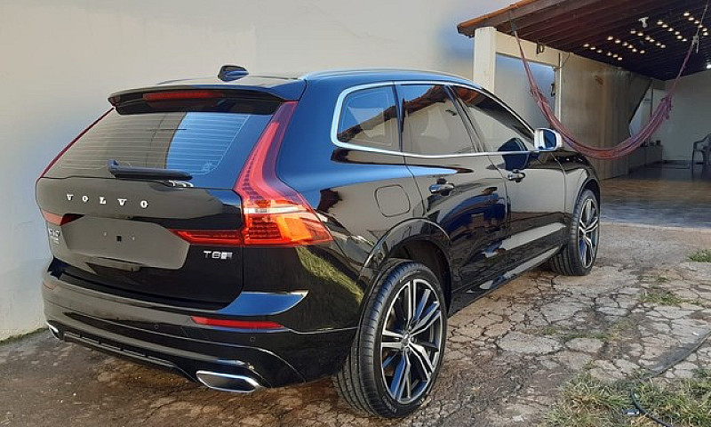 Volvo Xc60 T8 R Desi...