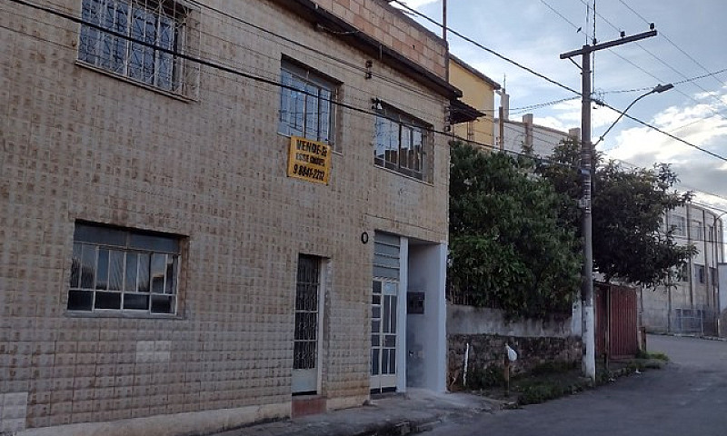 Vende Se Um Imóvel, ...