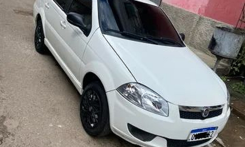 Fiat Siena 2013...