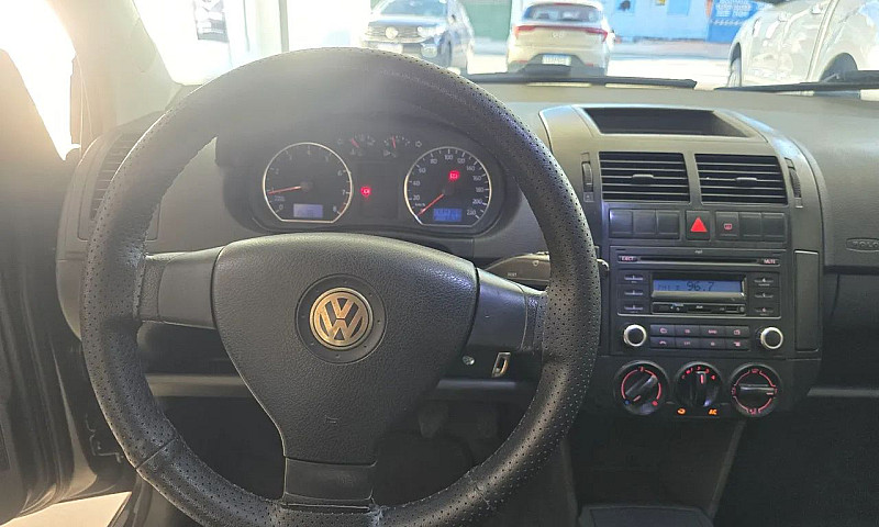 Volkswagen Polo Seda...