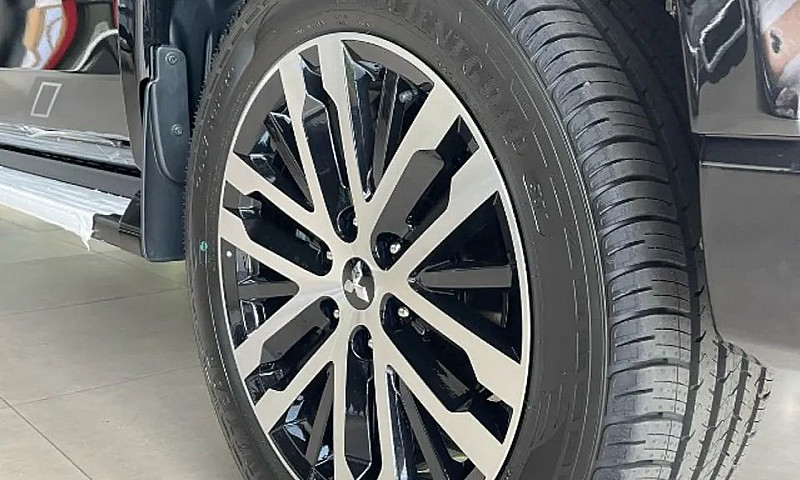 Mitsubishi L200 Trit...