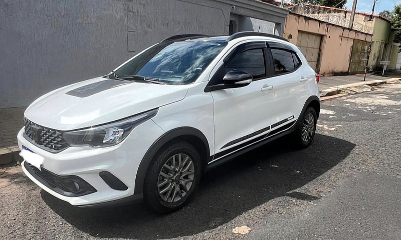 Fiat Argo Trekking 1...