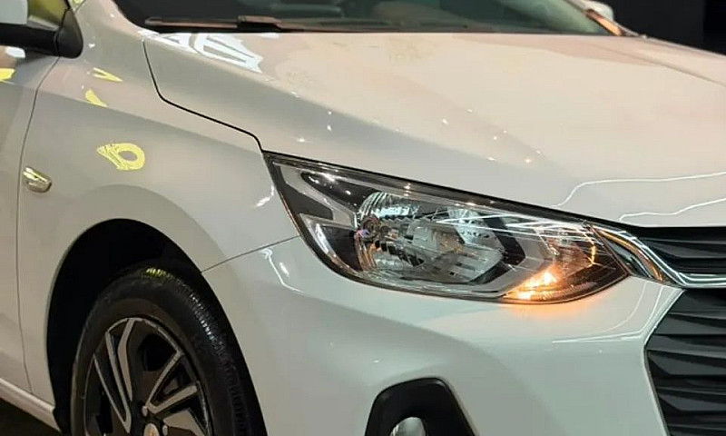 Chevrolet Onix Hatch...