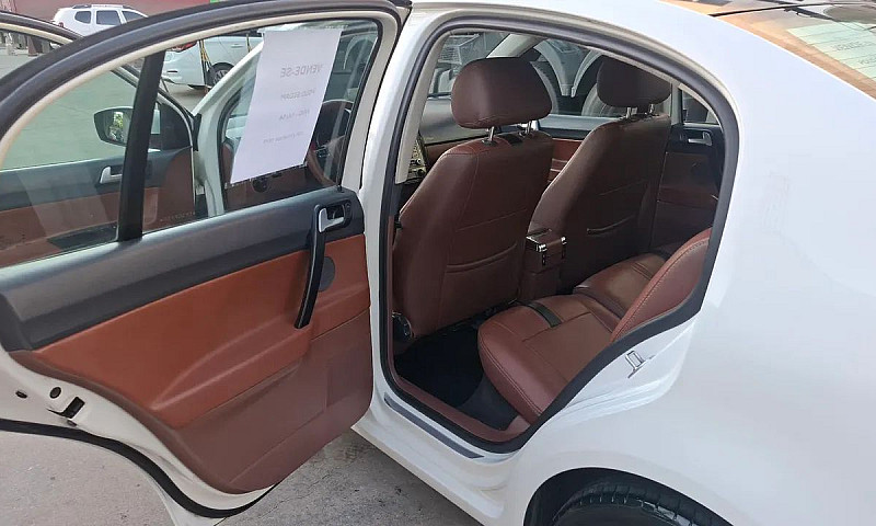 Volkswagen Polo Sed....