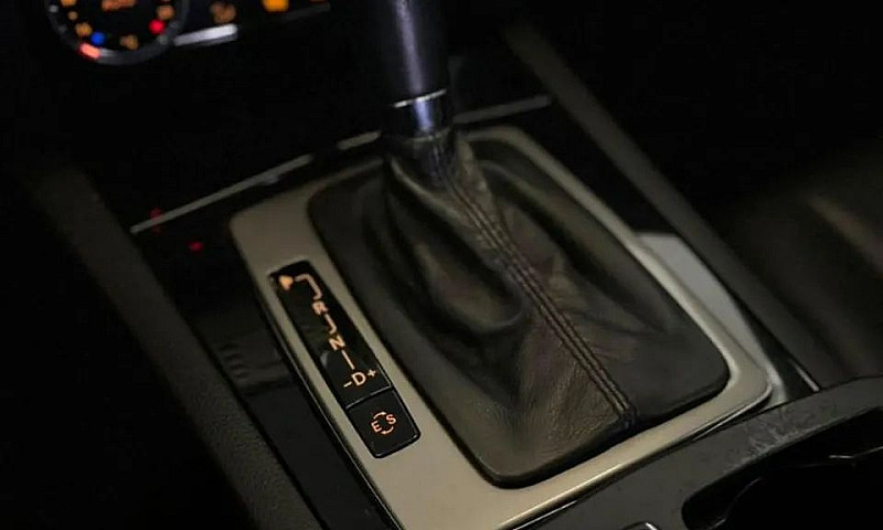 Mercedes-Benz C-180 ...