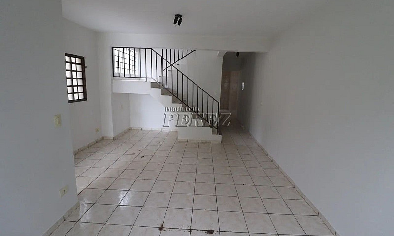Casa À Venda E Locaç...