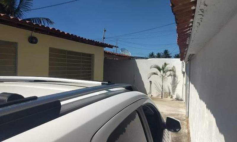 Casa Em Pau Amarela...