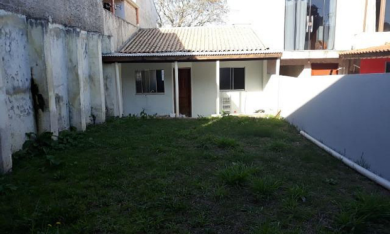 Alugo Casa Em Araucá...