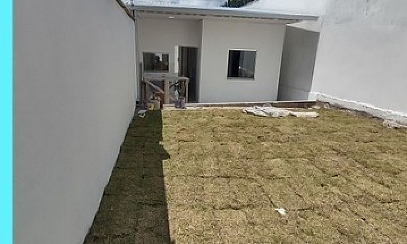 Casa Com 3 Dormitóri...