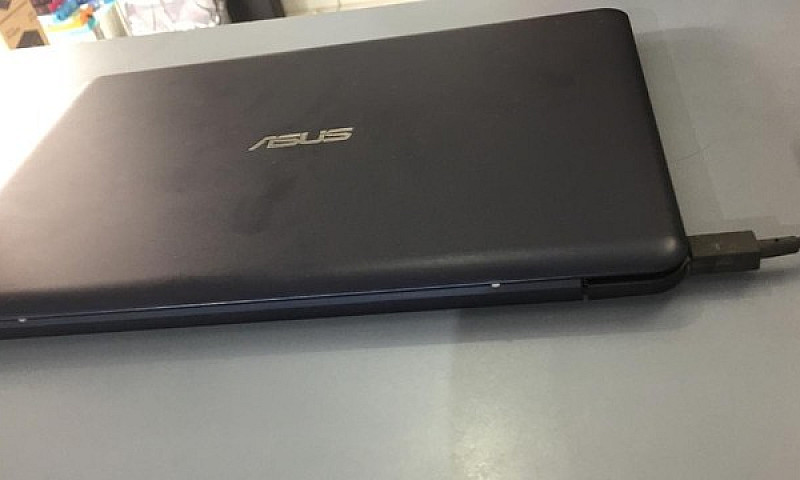 Notebook Asus 2Gb Ss...