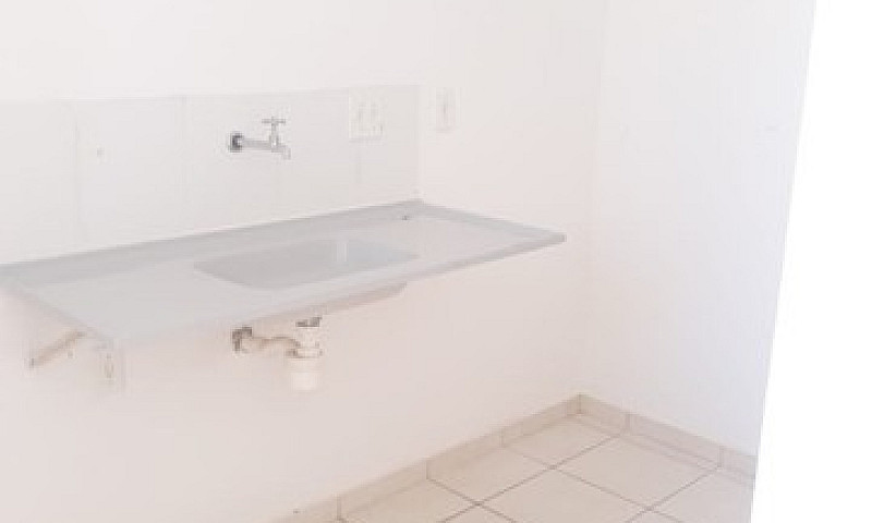 Alugo Casa 2/4 Condo...