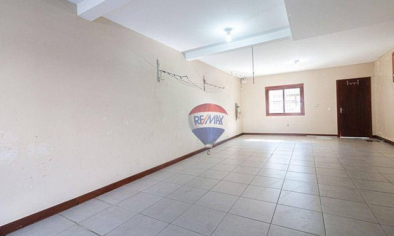 Casa Com 3 Dormitóri...