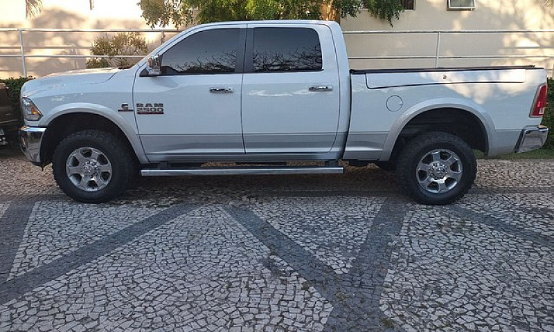 Dodge Ram Laramie Ed...