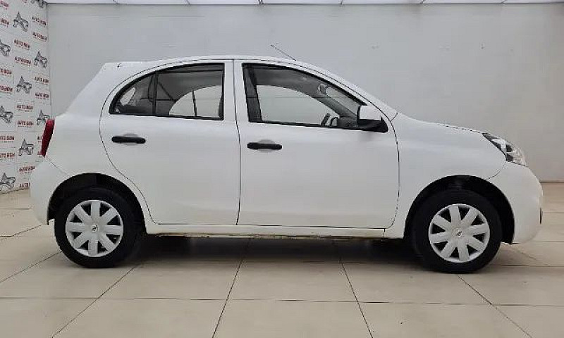Nissan March S 1.0 C...
