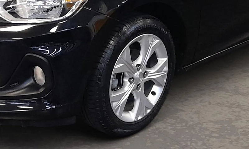 Chevrolet Onix Plus ...