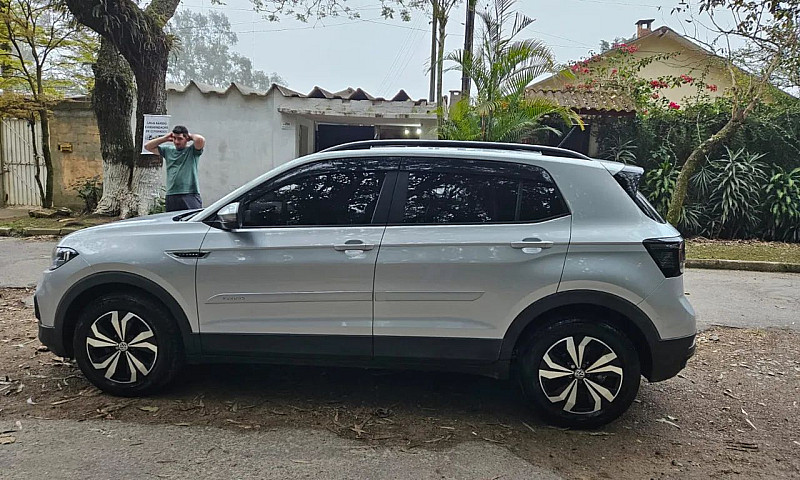 Volkswagen T-Cross S...