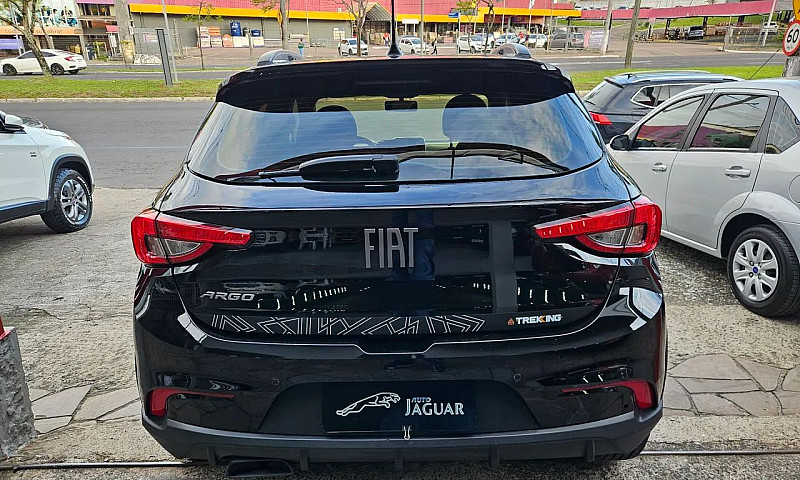 Fiat Argo Trekking 1...