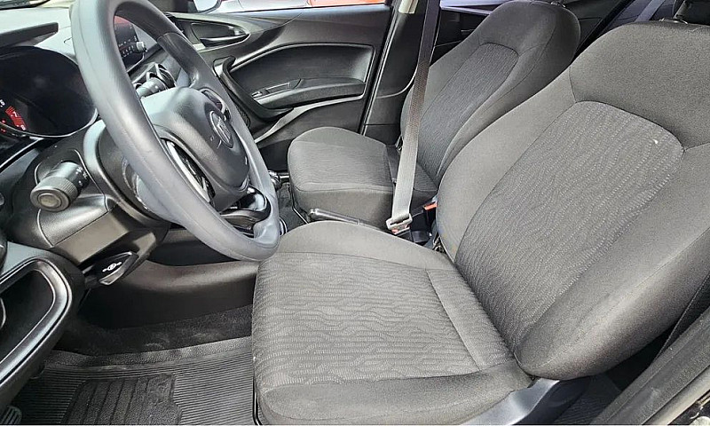 Fiat Cronos 1.3 Driv...