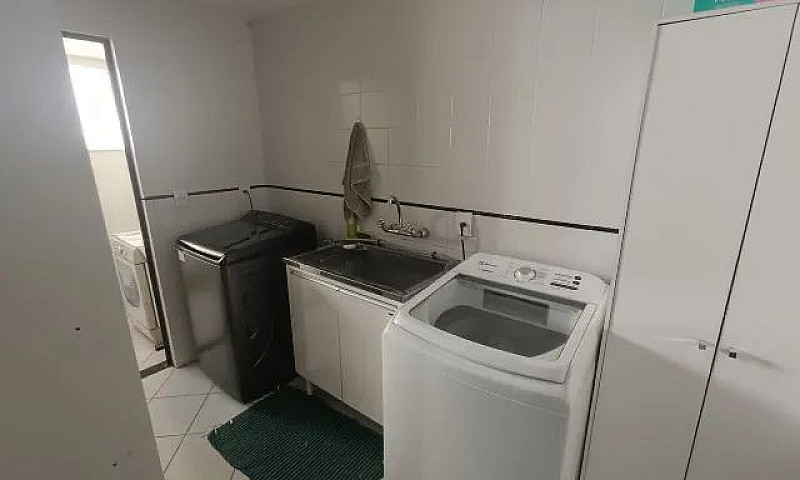 Ampla Residência Com...