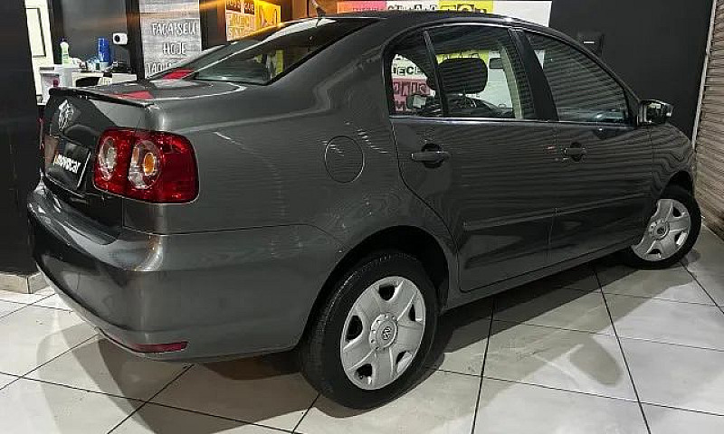 Volkswagen Polo Seda...
