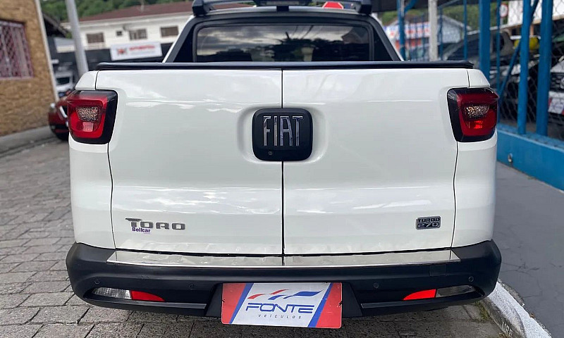 Fiat Toro Freedom 1....