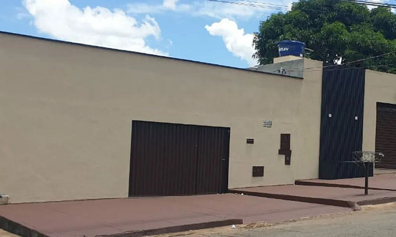 Alugo Casa Em Anápol...