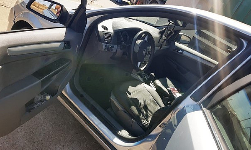 Vendo Vectra ...