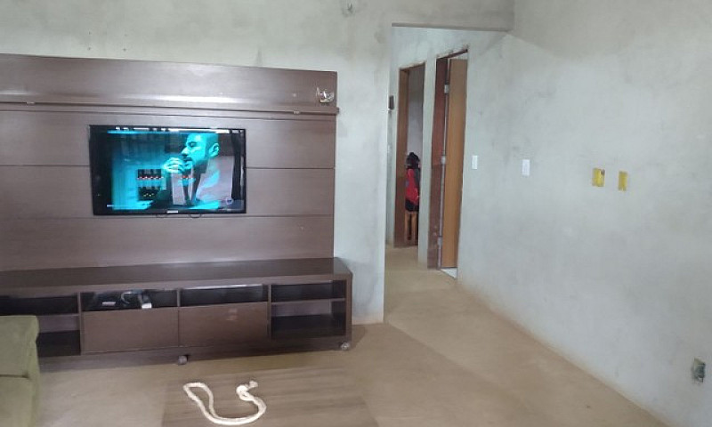 Casa A Venda...