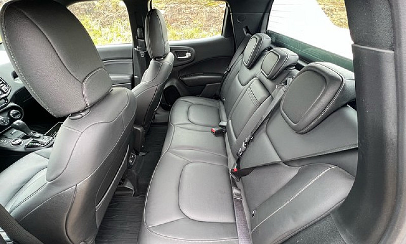  Fiat Toro Ultra 4X4...