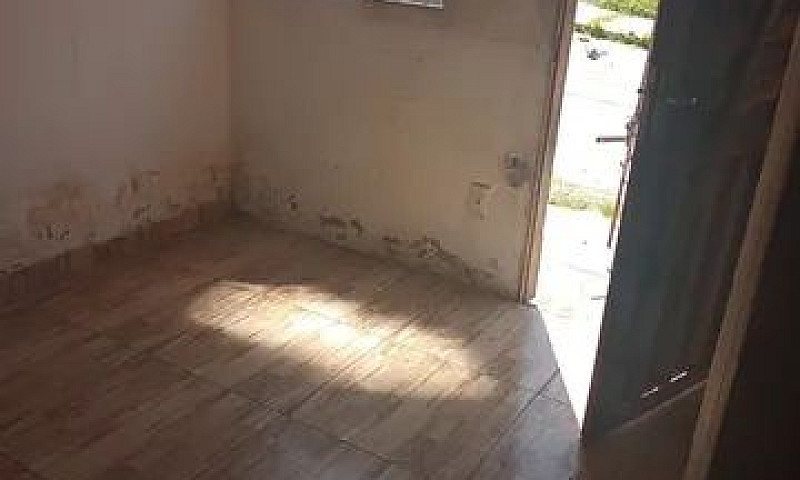 Casa De Esquina No C...