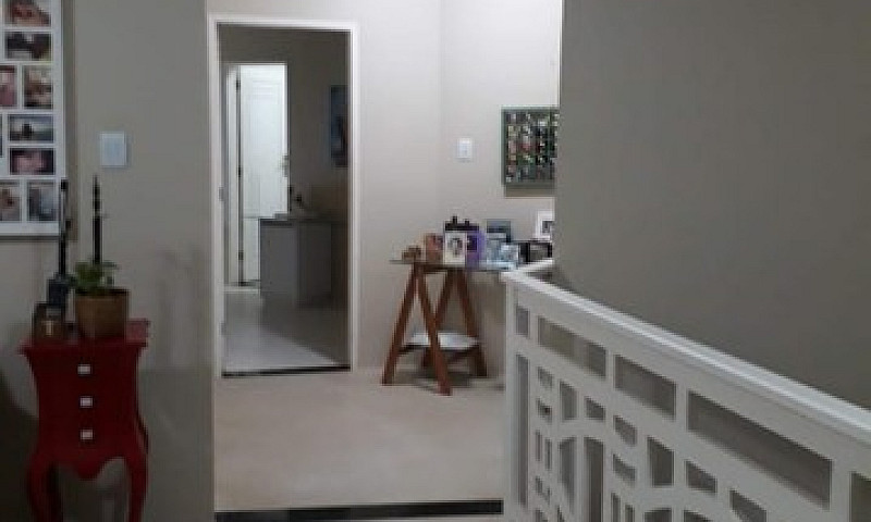 Casa No Condomínio P...