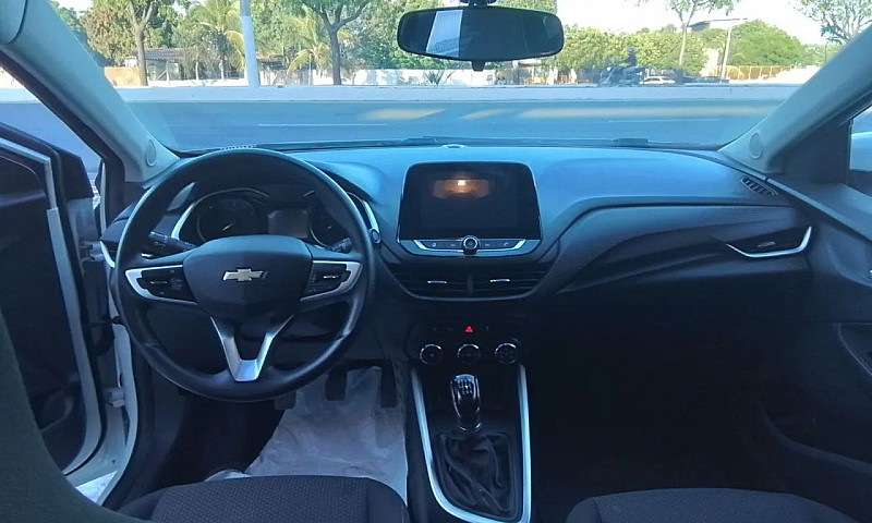 Chevrolet Onix Plus ...