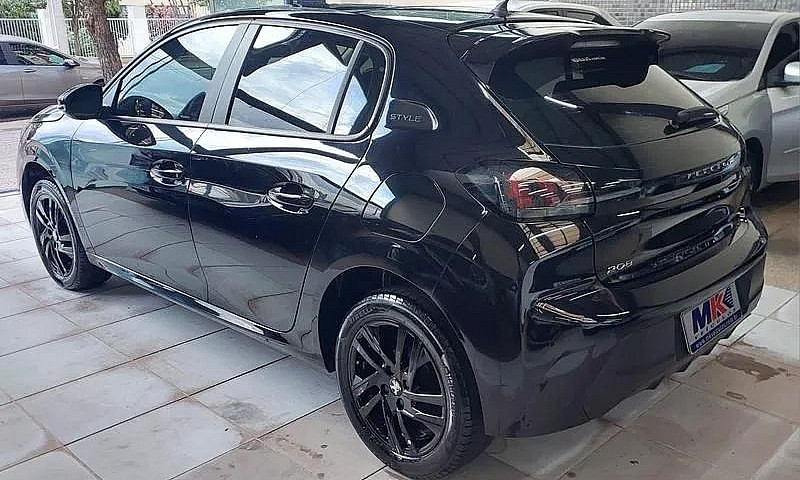 Peugeot New 208 Styl...