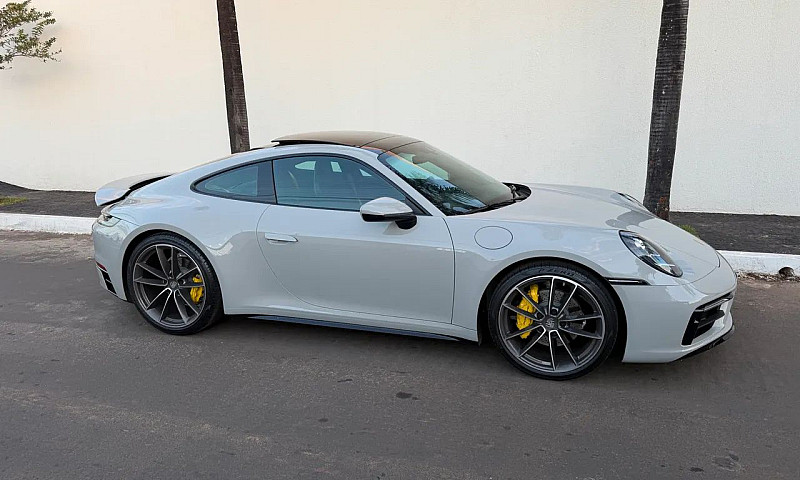 Porsche 911 Carrera ...