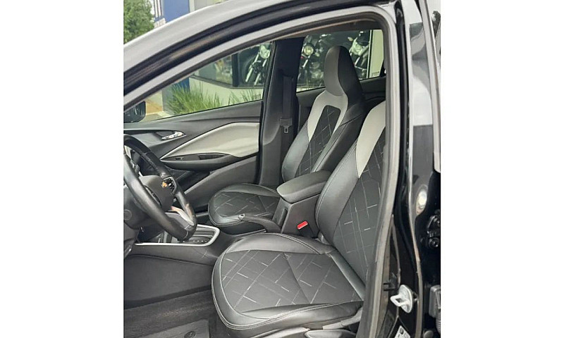 Chevrolet Onix Hatch...