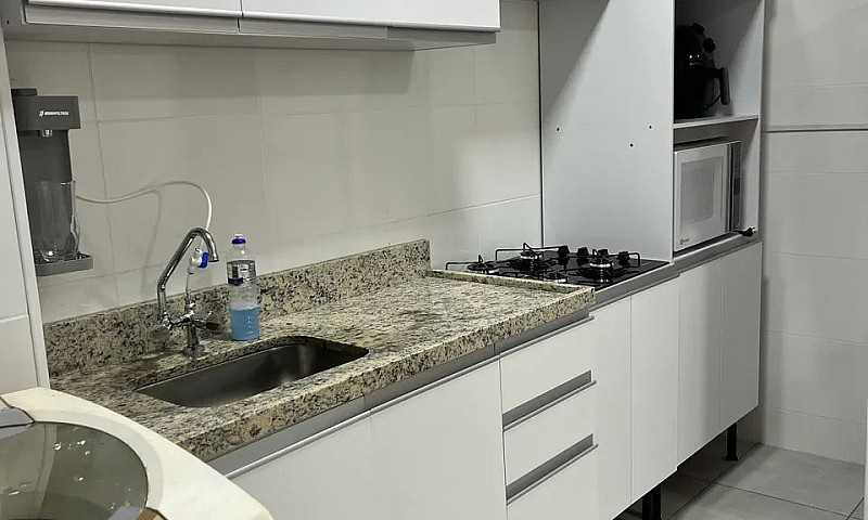Aluguel De Quarto Em...