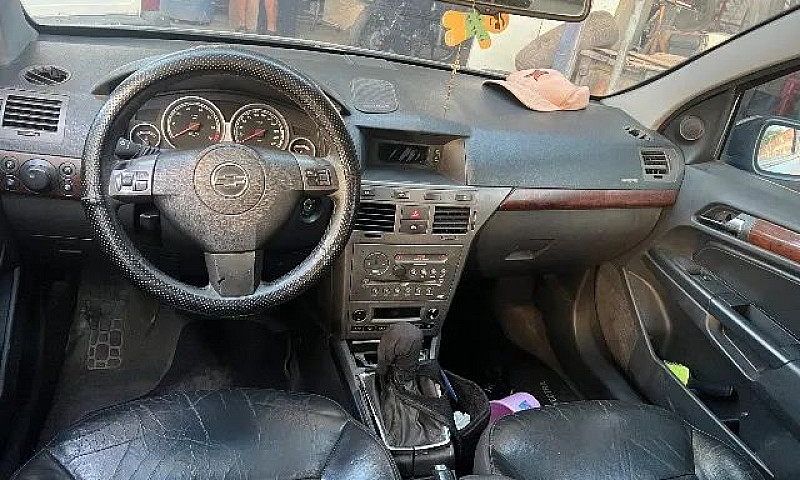 Chevrolet Vectra Eli...